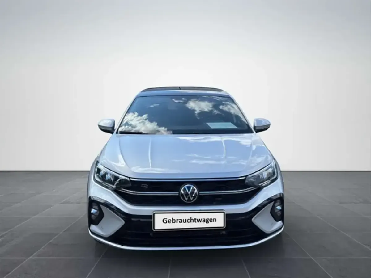 Gebraucht VW Taigo R-line 116 PS (85 kW) 2025 Silber SUV