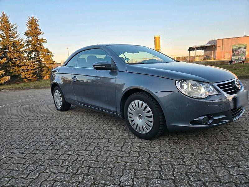 Gebraucht VW Eos 160 PS (117 kW) 2009 Grau Cabrio