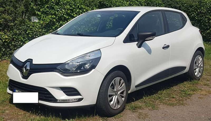 Weiß Gebraucht 2018 Renault Clio IV Life Limousine | 8.250 € (Fairer Preis) - Bild 1/4