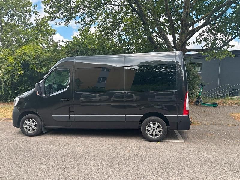Schwarz Gebraucht 2020 Renault Master Van | 12.000 € - Bild 1/4