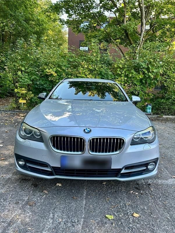 Gebraucht BMW 520 184 PS (135 kW) 2014 Silber Kombi
