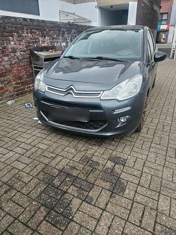Beige Gebraucht 2013 Citroën C3 Limousine | 1.400 € (Superpreis) - Bild 1/4