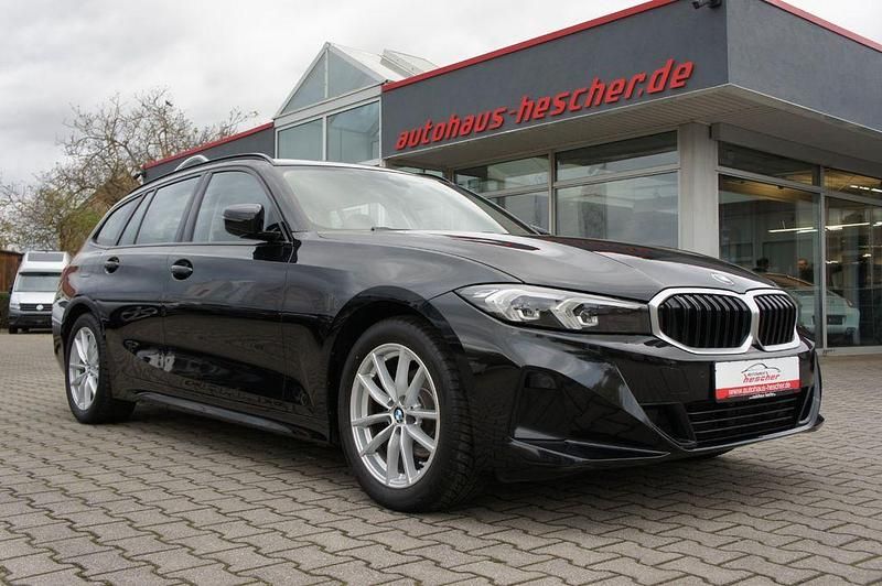 Gebraucht BMW 318 Shadowline 156 PS (114 kW) 2023 Schwarz Kombi
