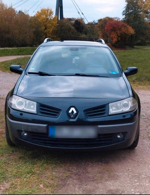 Schwarz Gebraucht 2006 Renault Mégane II Kombi | 1.200 € (Etwas zu teuer) - Bild 1/4