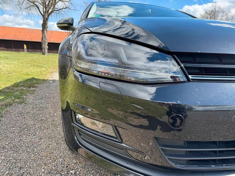 Gebraucht VW Golf VII Edition 125 PS (91 kW) 2015 Schwarz