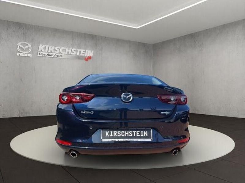 Gebraucht Mazda 3 Exclusive 122 PS (89 kW) 2024 Deep crystal blue (metallic) Limousine