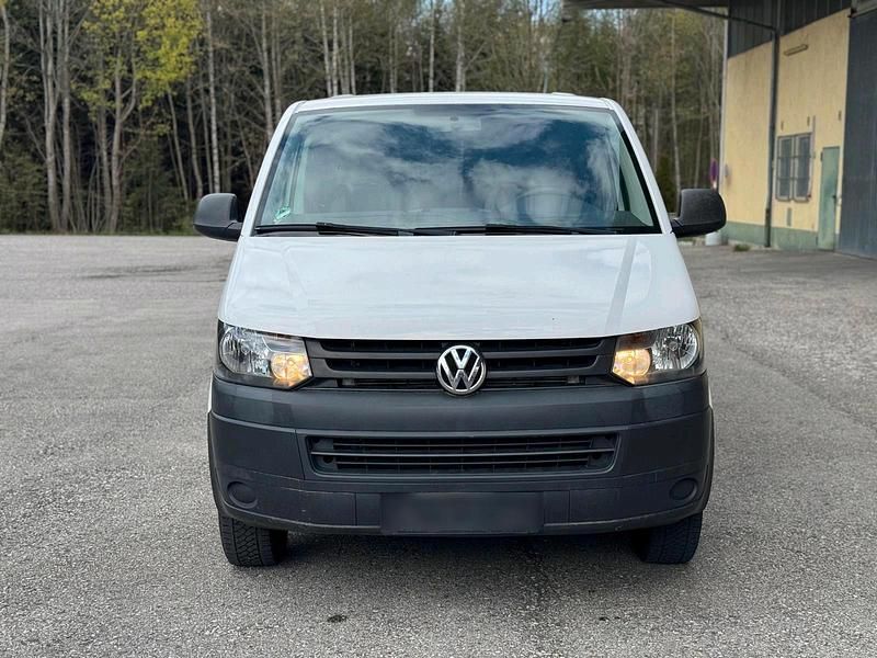 Gebraucht VW Transporter 101 PS (74 kW) 2014 Weiß Van