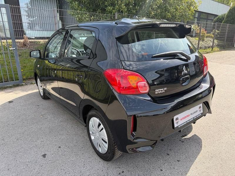 Gebraucht Mitsubishi Space Star Select 71 PS (52 kW) 2025 Schwarz Kleinwagen