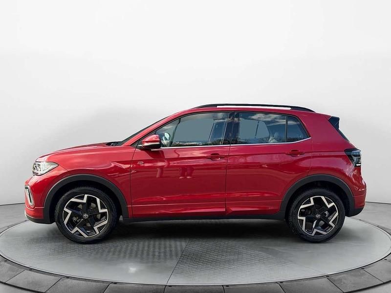 Gebraucht VW T-Cross R-line 150 PS (110 kW) 2025 Kings red metallic SUV