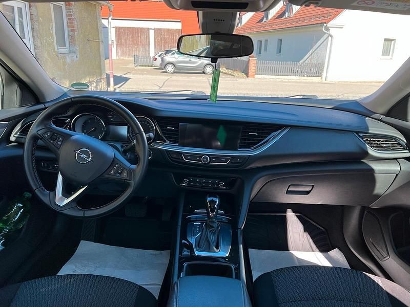Gebraucht Opel Insignia 170 PS (125 kW) 2018 Grau Kombi