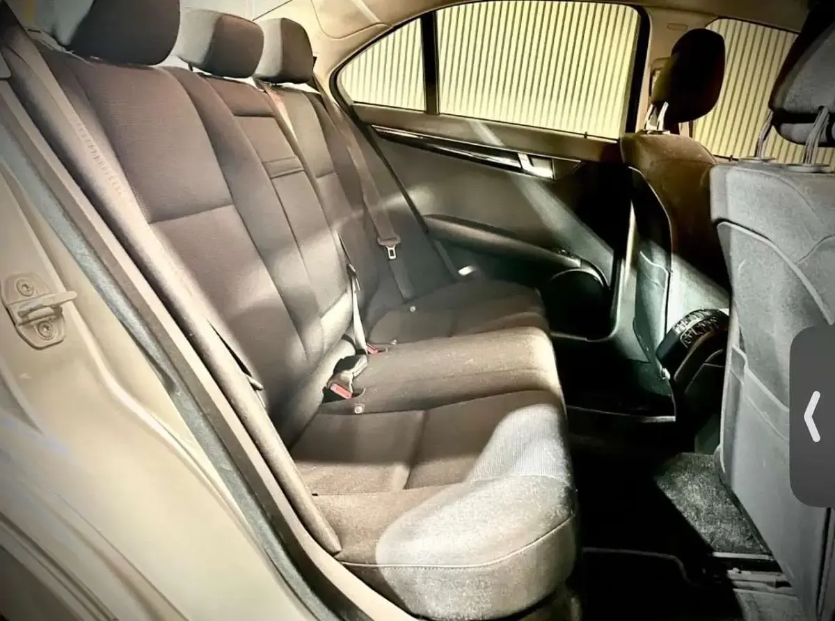 Gebraucht Mercedes 200 136 PS (100 kW) 2009