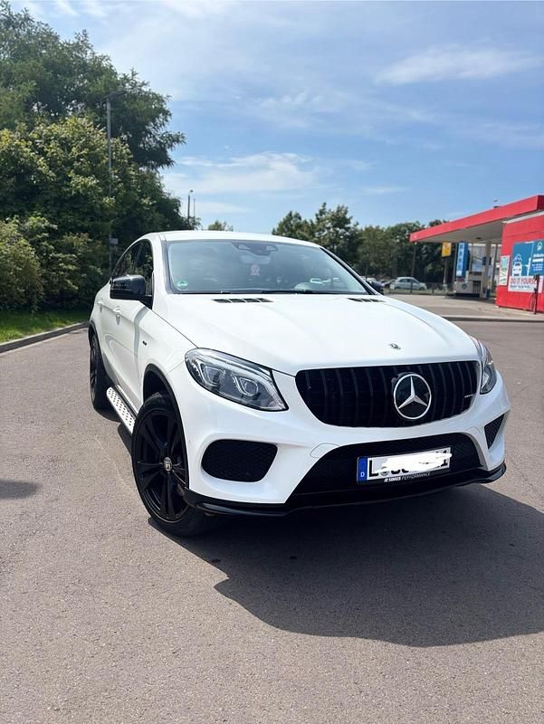 Weiß Gebraucht 2016 Mercedes GLE450 AMG SUV | 29.000 € (Guter Preis) - Bild 1/4