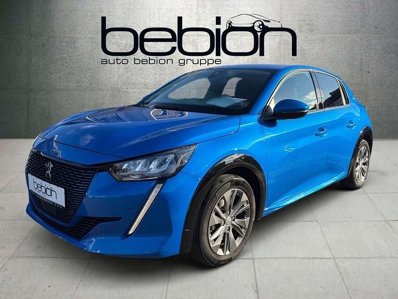 Gebraucht Peugeot e-208 Allure 100 kW (136 PS) 2020 Blau/typ aussenverkleidung met Kleinwagen