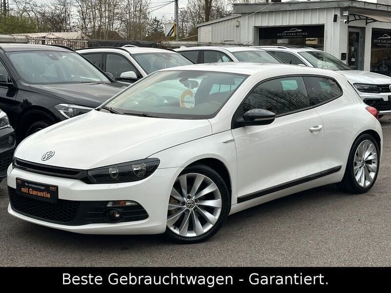Weiß Gebraucht 2011 VW Scirocco Edition Coupé | 6.900 € (Guter Preis) - Bild 1/4