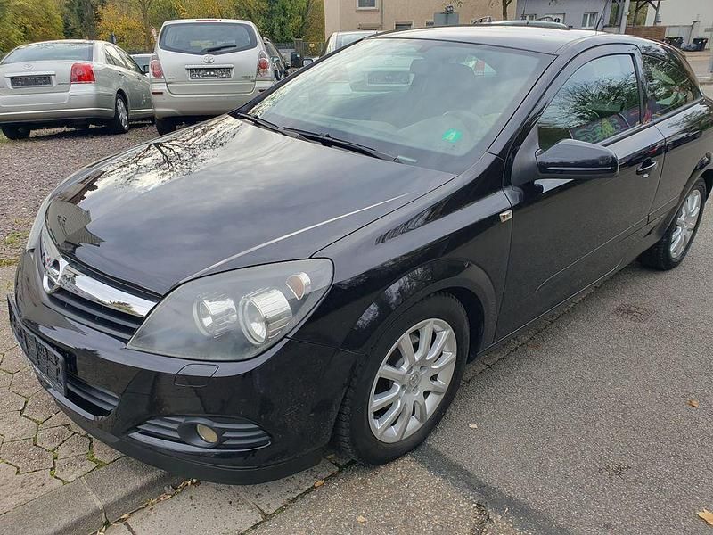 Schwarz Gebraucht 2006 Opel Astra GTC Edition+ Coupé | 2.990 € (Fairer Preis) - Bild 1/4