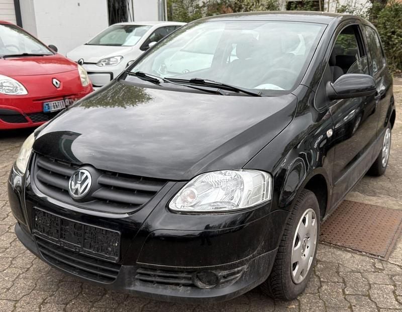 Usado VW Fox 54 HP (39 kW) 2006 Preto Citadino