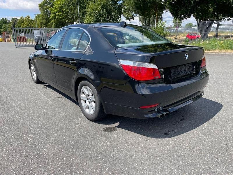 Gebraucht BMW 525 192 PS (141 kW) 2004 Schwarz Limousine
