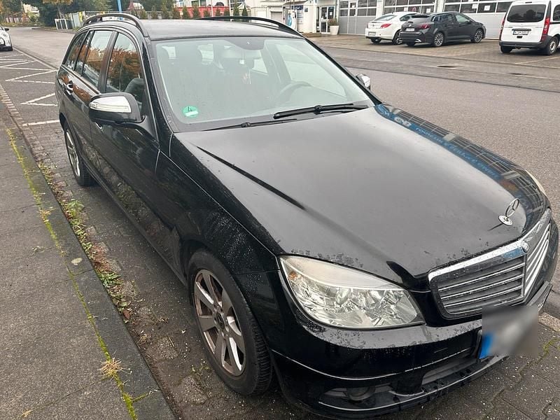 Schwarz Gebraucht 2008 Mercedes C220 Kombi | 3.500 € (Guter Preis) - Bild 1/4