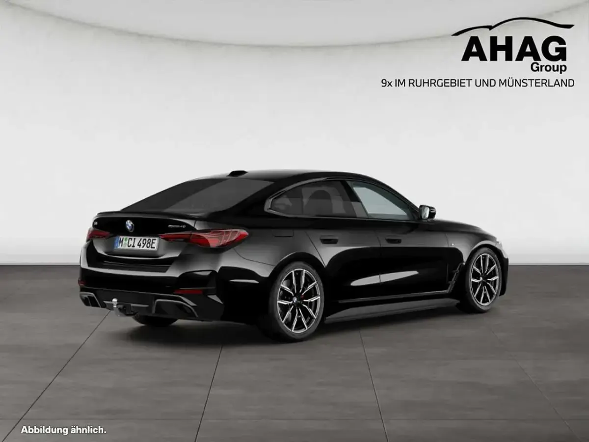 Neu BMW i4 M Sport 250 kW (340 PS) 2026 Black sapphire Limousine