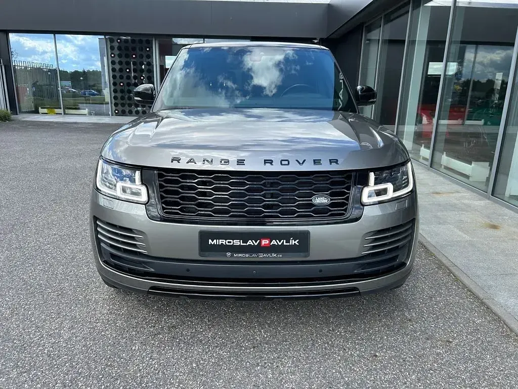 Gebraucht Land Rover Range Rover Vogue 300 PS (220 kW) 2021 Silber SUV