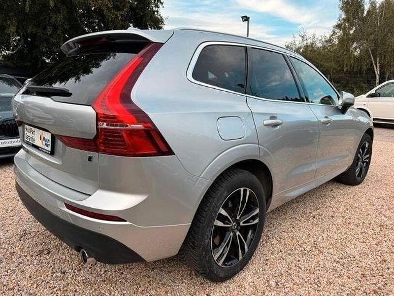 Gebraucht Volvo XC60 Momentum 250 PS (183 kW) 2019 Silber SUV