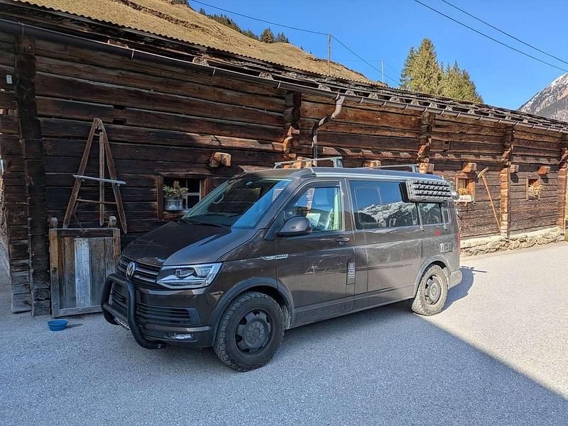 Gebraucht VW Transporter California 204 PS (150 kW) 2016 Braun Van