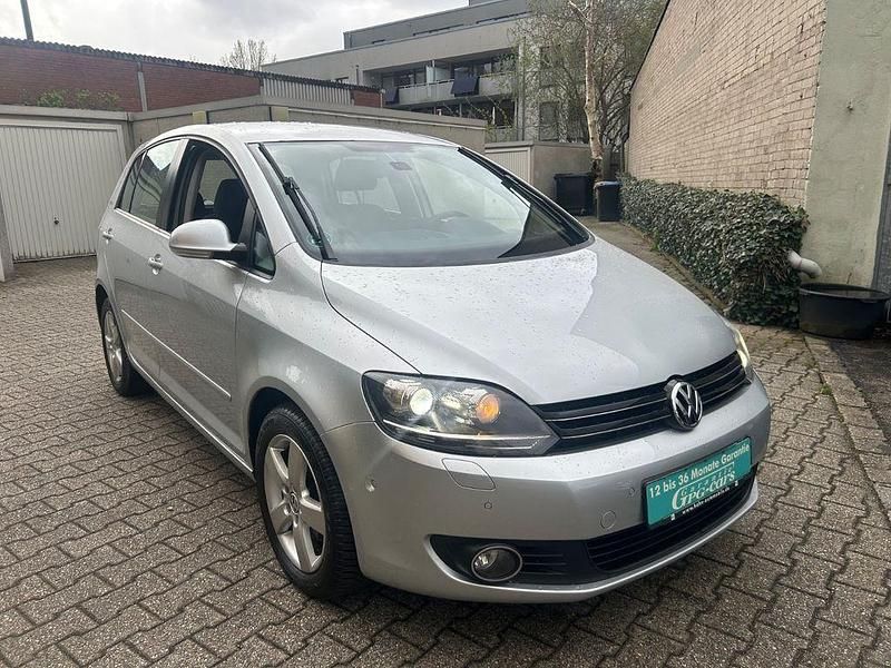 Gebraucht VW Golf Plus Cross Team 105 PS (77 kW) 2010 Reflexsilber Van / Kleinbus