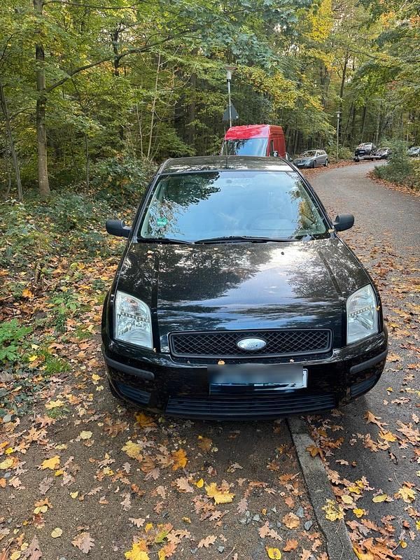 Schwarz Gebraucht 2004 Ford Fusion Limousine | 1.500 € - Bild 1/4