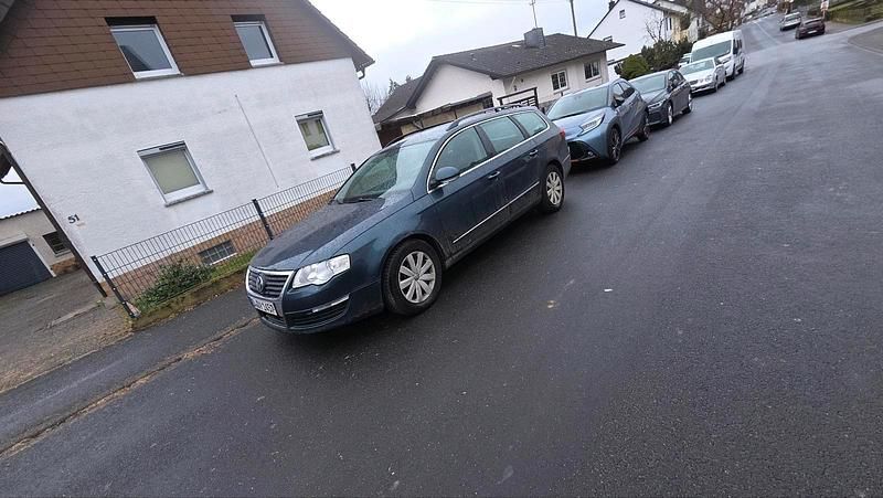 Gebraucht VW Passat 140 PS (102 kW) 2006 Andere farben Limousine