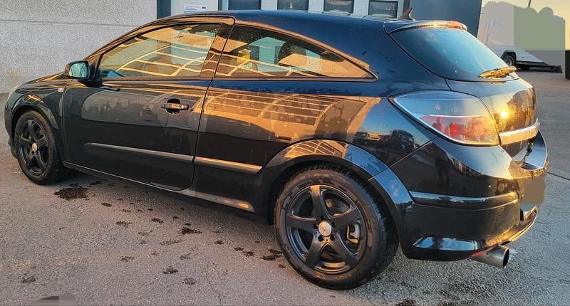 Gebraucht Opel Astra GTC 200 PS (147 kW) 2005 Schwarz