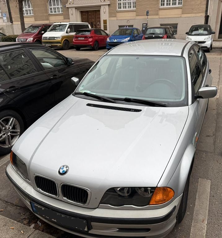 Gebraucht BMW 318 Performance 118 PS (86 kW) 1999 Silber Limousine