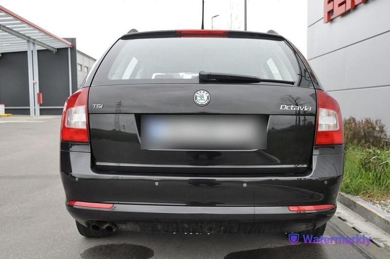 Gebraucht Skoda Octavia 122 PS (89 kW) 2013 Schwarz Kombi