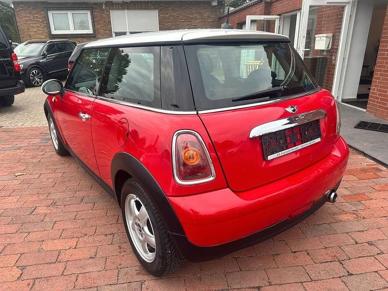 Second-hand Mini Cooper D 109 CP (80 kW) 2009 Roșu Hatchback