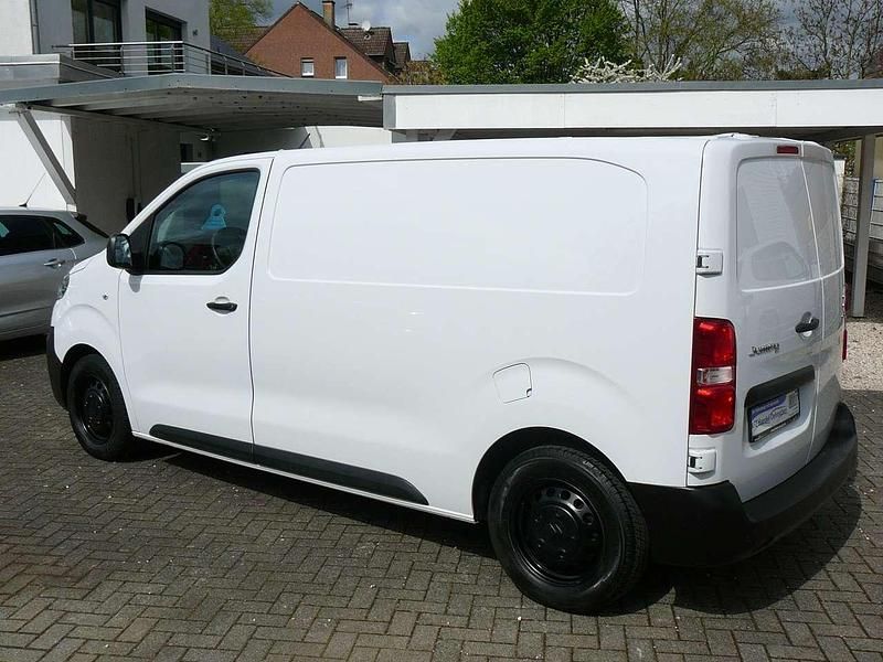 Usata Citroën Jumpy 120 CV (88 kW) 2024 Bianco Monovolume