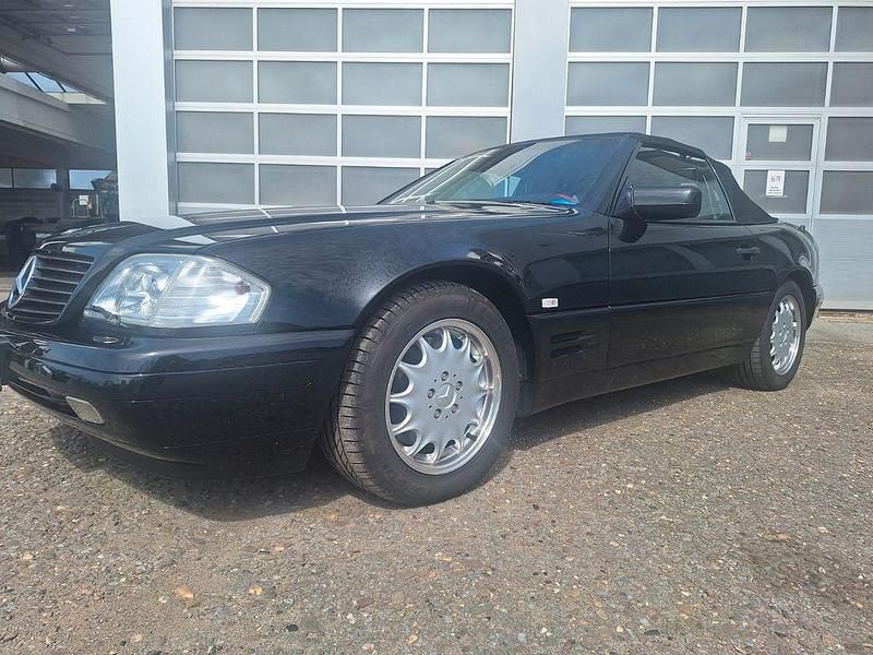 Gebraucht Mercedes SL320 231 PS (169 kW) 1997 Schwarz Cabrio