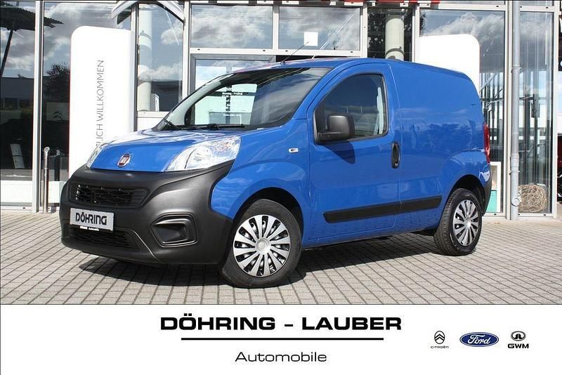 Gebraucht Fiat Fiorino 80 PS (58 kW) 2021 Colore esterno blau Van / Kleinbus