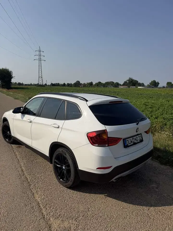 Gebraucht BMW X1 143 PS (105 kW) 2013 Weiß SUV