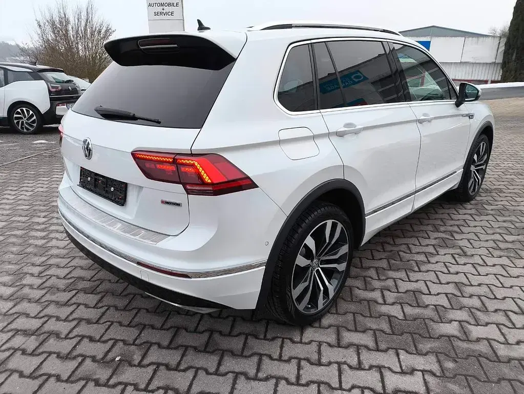 Gebraucht VW Tiguan Highline 220 PS (161 kW) 2018 Weiß SUV