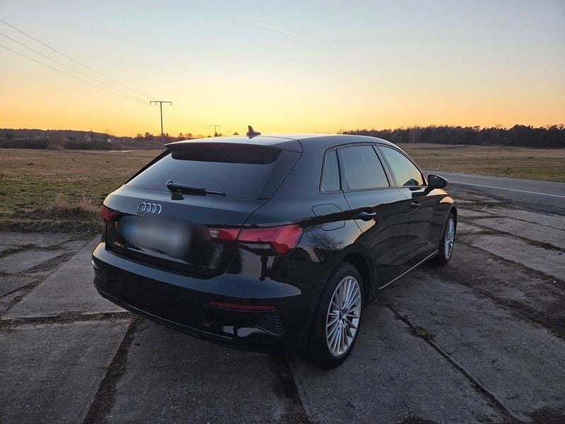 Używany Audi A3 Advanced 150 KM (110 kW) 2020 Czarny Sedan/Limuzyna