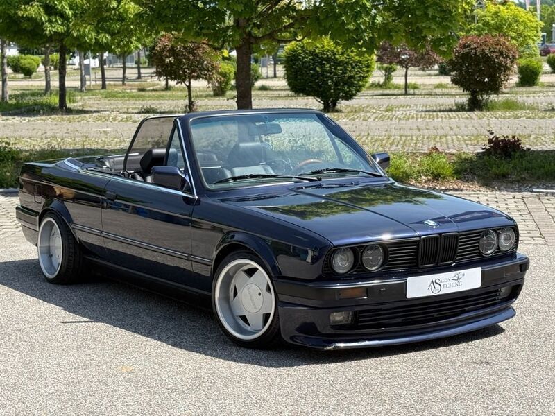 Blau Gebraucht 1988 BMW 325 Cabriolet Performance Cabrio | 29.250 € - Bild 1/4