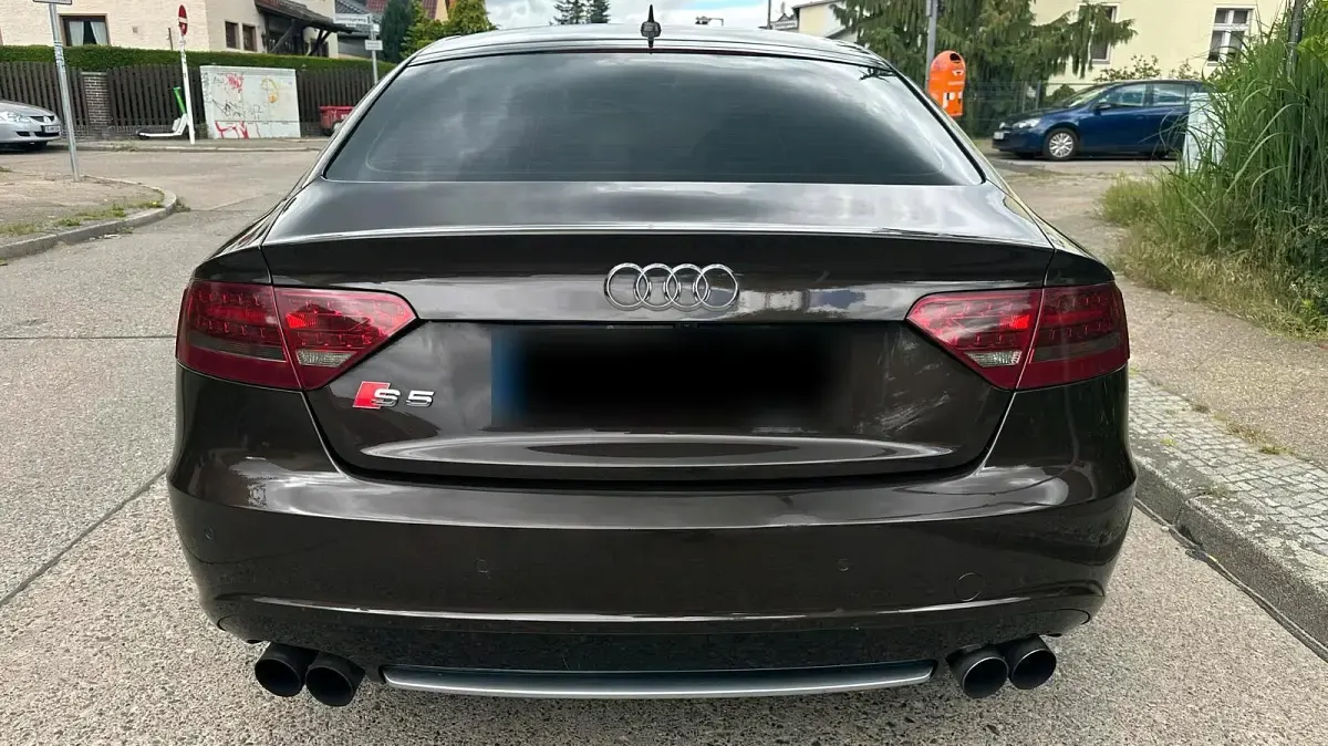 Gebraucht Audi S5 Comfort 333 PS (244 kW) 2010 Braun Limousine