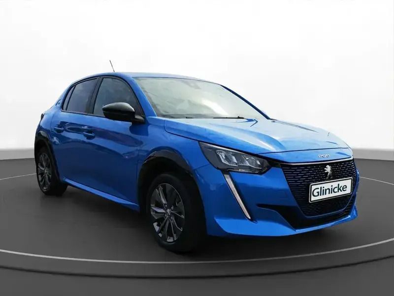 Gebraucht Peugeot e-208 Active 100 kW (136 PS) 2022 Vertigo blau Kleinwagen