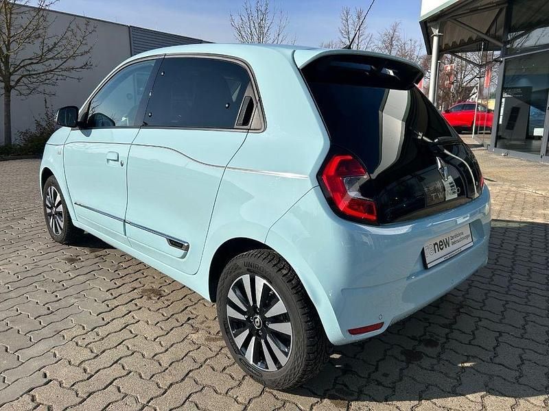 Gebraucht Renault Twingo Techno 60 kW (82 PS) 2023 Pastellblau (blau) Kleinwagen