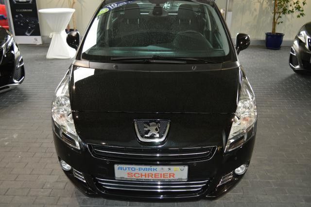 Gebraucht Peugeot 5008 Premium 150 PS (110 kW) 2011 Schwarz Van / Kleinbus