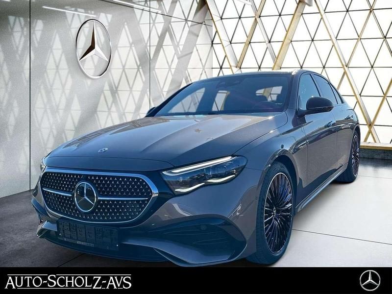 Metalliclack samtbraun Gebraucht 2025 Mercedes E200 AMG Limousine | 56.300 € (Superpreis) - Bild 1/4