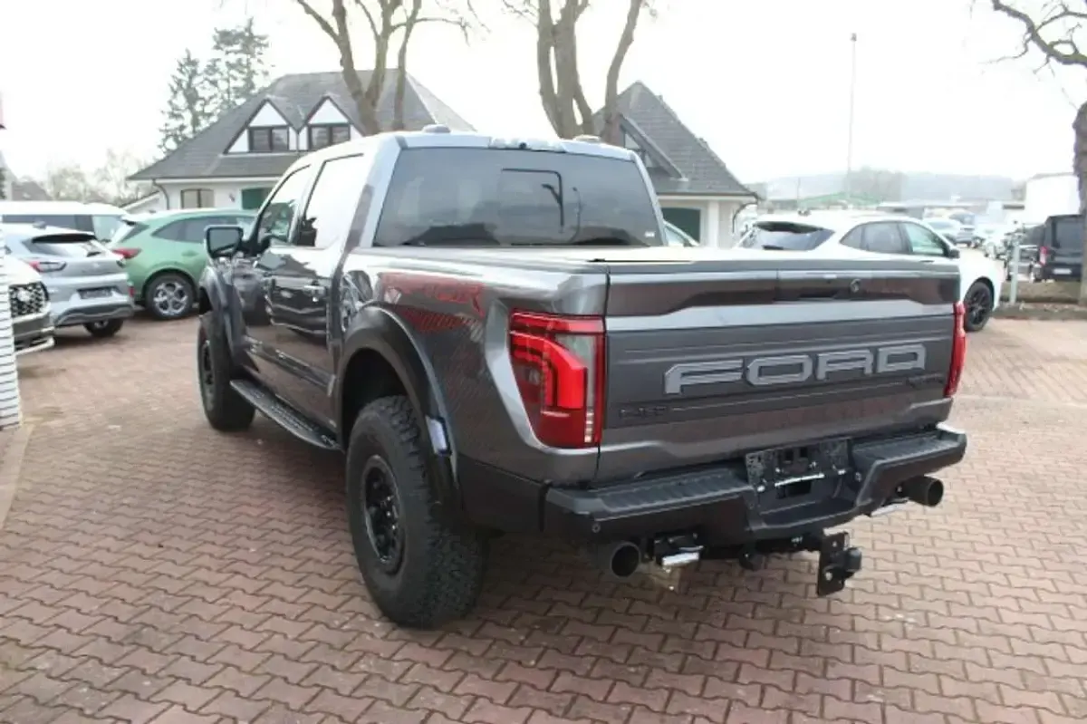 Gebraucht Ford F-150 Raptor 457 PS (336 kW) 2025 Grau Pickup