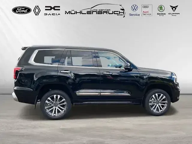 Używany Baic BJ60 269 KM (197 kW) 2025 Czarny SUV