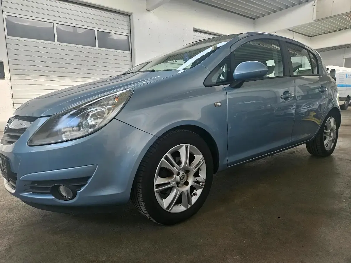 Gebraucht Opel Corsa 90 PS (66 kW) 2009 Blau Kleinwagen