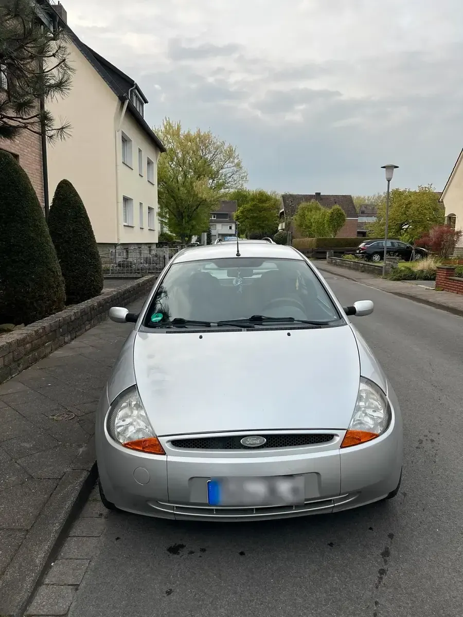 Używany Ford Ka 2008 Srebrny Hatchback