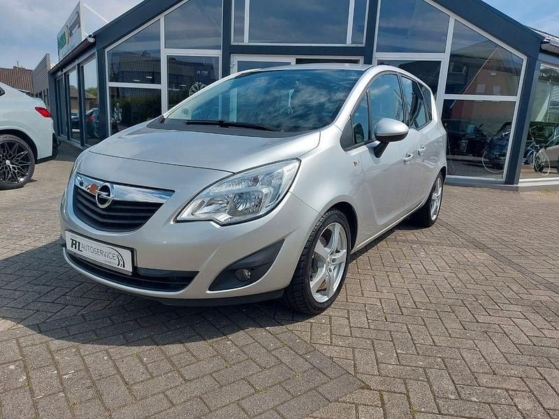 Silber Gebraucht 2011 Opel Meriva Edition Van / Kleinbus | 5.900 € (Fairer Preis) - Bild 1/4